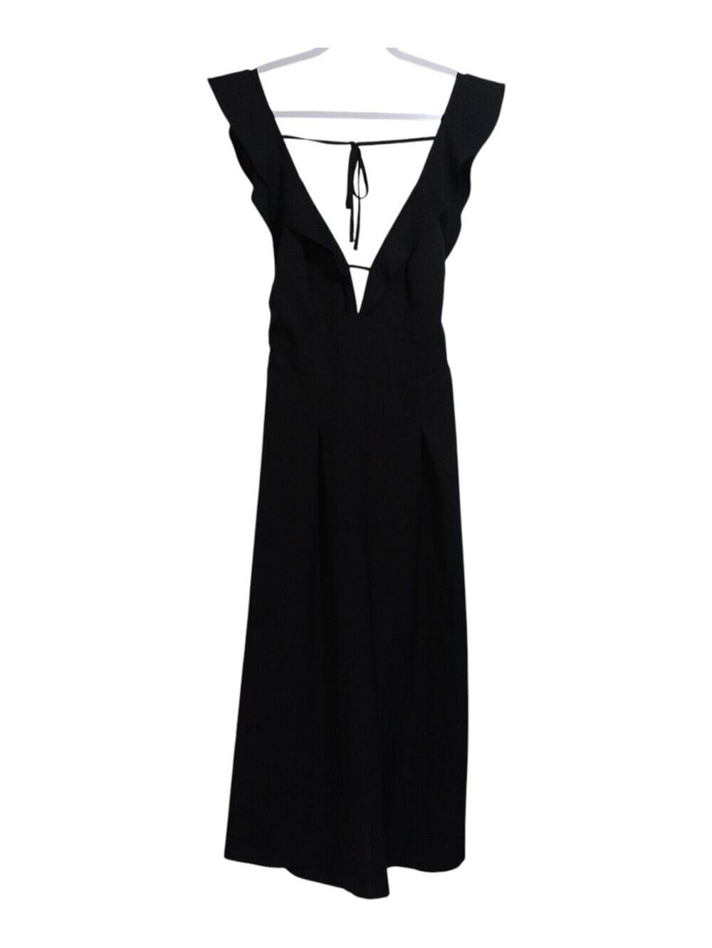 Soieblu Black Ruffled V Neck Wide-Leg Cropped Jumpsuit Chic Neutral Size M